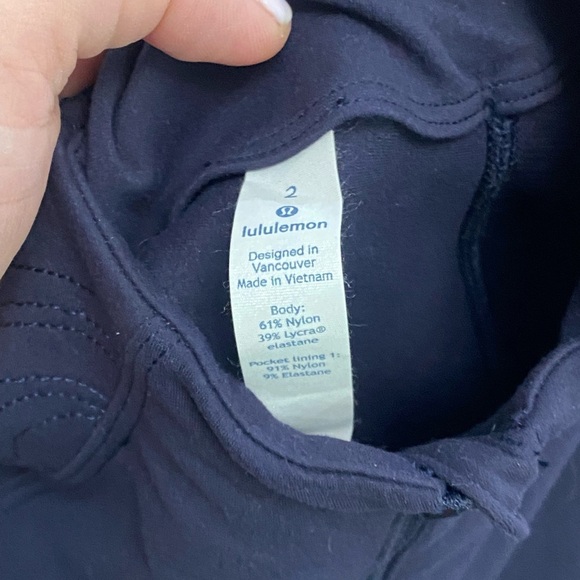 Lululemon navy blue half zip pullover - Picture 8 of 13